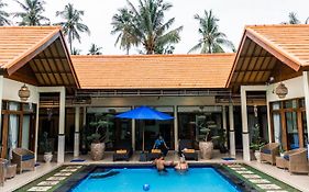 Mias Jungle House